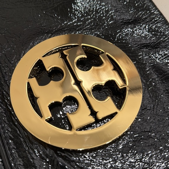 Tory Burch Reva Black Patent Leather Clutch with Gold Logo - Picture 5 of 6